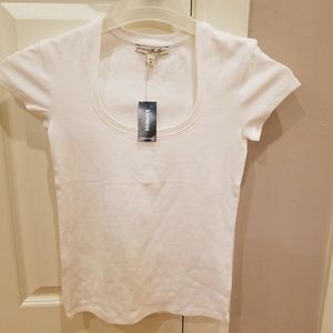 Express short sleeve neck t-shirt